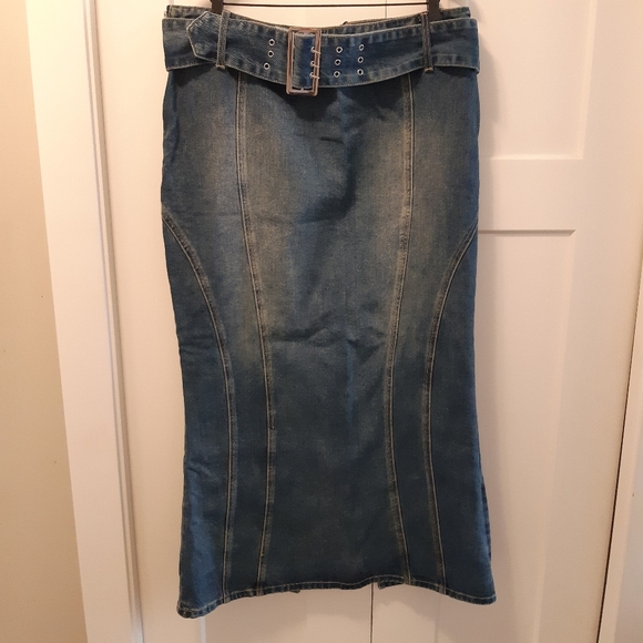 Meet your Posher, Carly - Picture 4 of 6